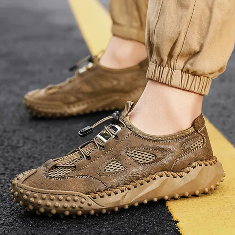 Men's Outdoor Mesh Sneakers Breathable Hiking Shoes Anti-Slip Low Top Casual Sport Shoes For Summer Walking Jogging Off-Road