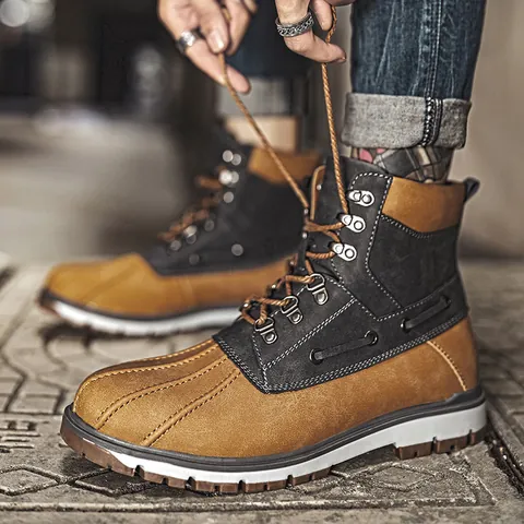 Men High Top Work Boots Winter Snow Boots Fleece Lined Warm Outdoor Fashion Non Slip Rubber Sole Microfiber Leather Martin Boots