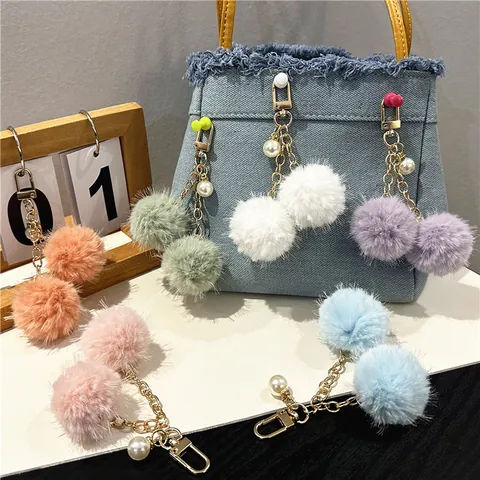 Llavero Lindo de Doble Bola de Peluche con Decoración de Perla Artificial Color Caramelo Macaron Pompon Colgante de Bolso Accesorio de Llavero de Coche