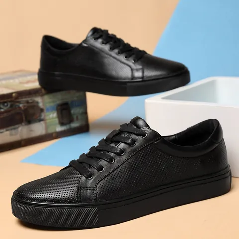 Men Cowhide Leather White Board Shoes Breathable Perforated Low Top Casual Sneakers Korean Style Lace Up Skateboard Shoes