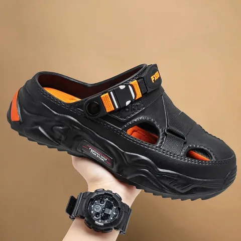 Men Thick Sole Breathable Clogs Summer Casual Beach Sandals Non-slip Closed Toe Slippers Outdoor Soft PU EVA Garden Shoes