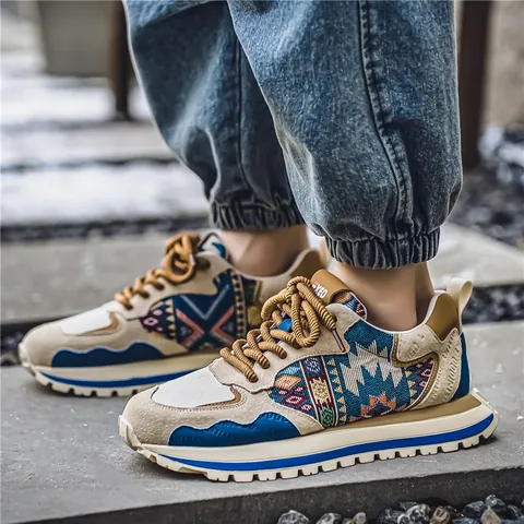 Men's National Style Sneakers Patchwork Canvas Suede Board Shoes Retro Ethnic Pattern Contrast Color Non-Slip Low Top Board Shoes