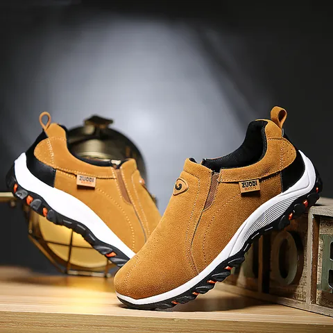 Men Casual Outdoor Sneakers Slip-on Walking Shoes Breathable Lightweight Synthetic Leather Vintage Sports Shoes Hiking Footwear