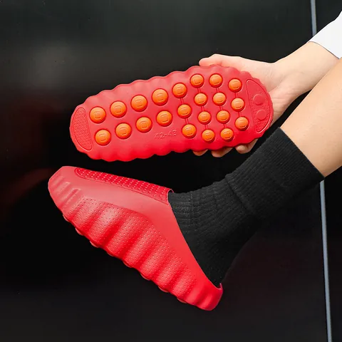Men Sporty Thick Soft Sole Slides Anti-Slip Injection Molded Summer Beach Sandals For Everyday Casual Wear Outdoor Indoor