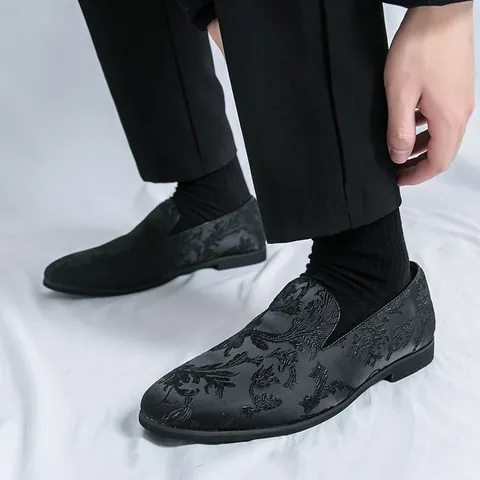 Men Baroque Floral Embroidery Loafers Chinese Style Slip-on Formal Shoes Luxury Gold Pattern PU Leather Party Loafers