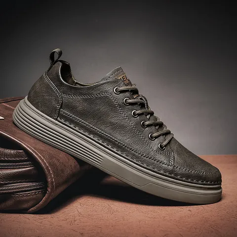 Men's Casual Workwear Style Skate Shoes Waterproof Microfiber Leather Sneakers For Men Outdoor Daily Wear Breathable Low Top Shoes