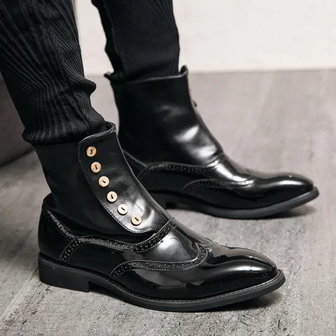 Britischer Stil Herren High Top Stiefel PU Leder Brogue Schnitzerei Zierknöpfe Rutschfeste Gummisohle Herbst Winter Freizeitschuhe