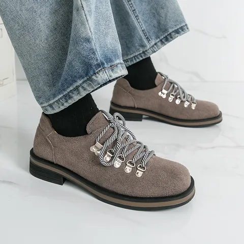 Scarpe Uomo Stile Britannico Punta Larga Stringate in Pelle PU Business Casual Formali da Ufficio Con Lacci a Righe