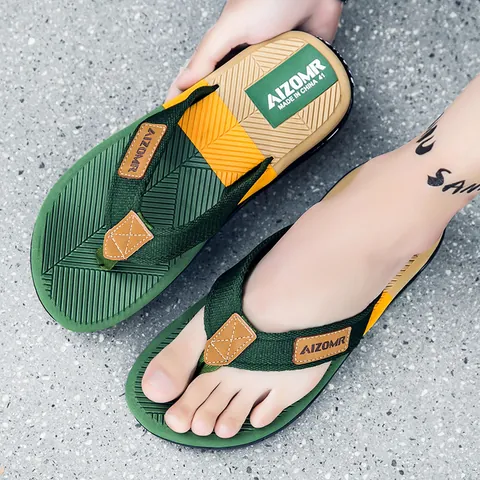 Infradito da Uomo Estive all'Aperto Suola Morbida Antiscivolo Sandali da Spiaggia Pantofole Sportive Casual Resistenti all'Usura