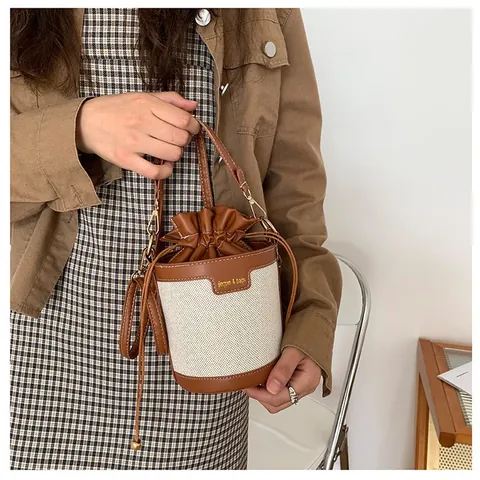 Women Fashion Patchwork Bucket Bag Vintage Canvas PU Leather Drawstring Shoulder Crossbody Bag for Everyday Travel Shopping