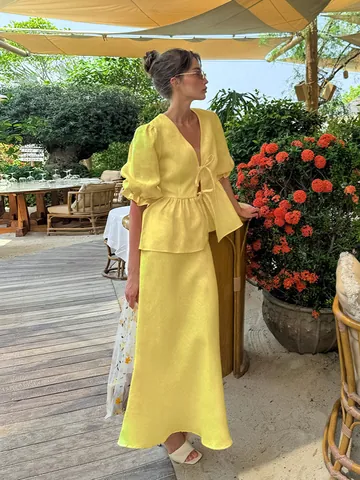 Ensemble Jupe en Coton Jaune Élégant pour Femmes Col en V Lacet Manches Bouffantes Top Peplum et Jupe Longue Deux Pièces Tenue de Vacances