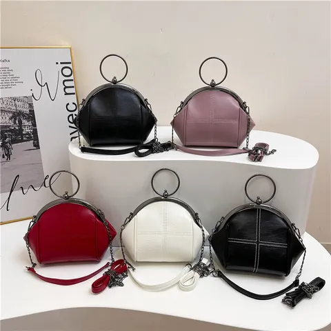 Retro PU Leather Crossbody Bag With Metal Ring Handle And Chain Strap Vintage Kiss-lock Shell Handbag For Women