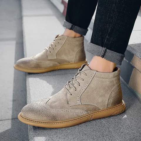 Britischer Stil Herren Brogue Martin Stiefel Echtes Leder Mid Top Outdoor Freizeit Arbeitsschuhe Rutschfest Herbst Schuhe