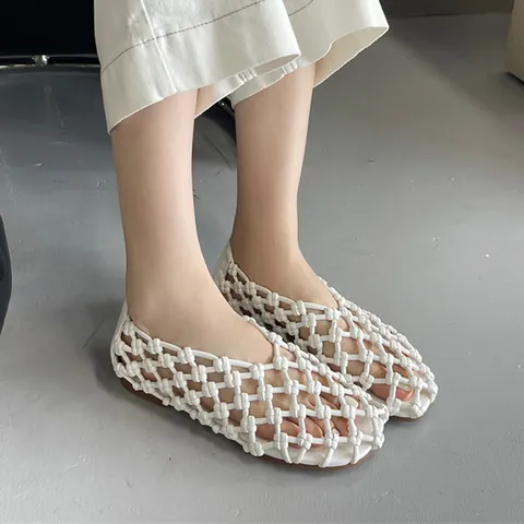 Women's French Style Hollow Woven Flat Sandals Microfiber Breathable Shallow Mouth Comfortable Summer Shoes