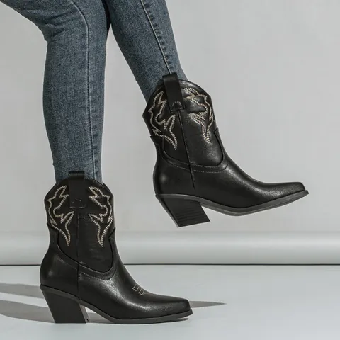 Women's Western Cowboy Boots Embroidery Mid-Calf Boots Pointed Toe Chunky Heel Retro Knight Boots PU Leather Winter Shoes