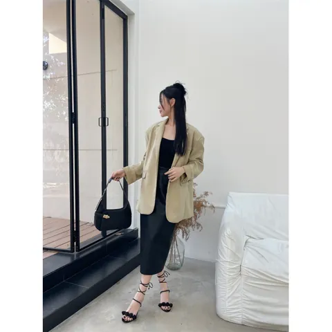 Sandales à Lacets pour Femmes Talons Hauts Décor de Roses 3D Talons Aiguilles Chaussures de Soirée Sexy Été 2024