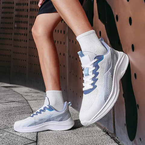 Große Herren Atmungsaktiv Fly-Knit Sportschuhe Leicht Rutschfest Laufschuhe Sommer Casual Sneakers