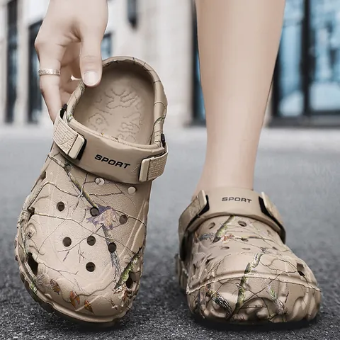 Heren Camouflage Clogs Outdoor Strand Sandalen EVA Zachte Dikke Zool Ademend Verstelbare Hielband Tuin Pantoffels