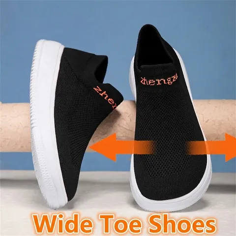 Sneaker Casual Unisex Flyknit Traspiranti Punta Larga Slip-on Leggero Mesh Scarpe da Camminata per Uomo Donna Calzature Sportive