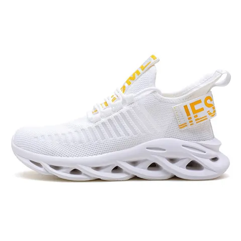 Men's Blade Running Shoes Large Size 46 Breathable Flying Woven Mesh Sneakers Lightweight Hollow Sole Casual Sport Walking Shoes