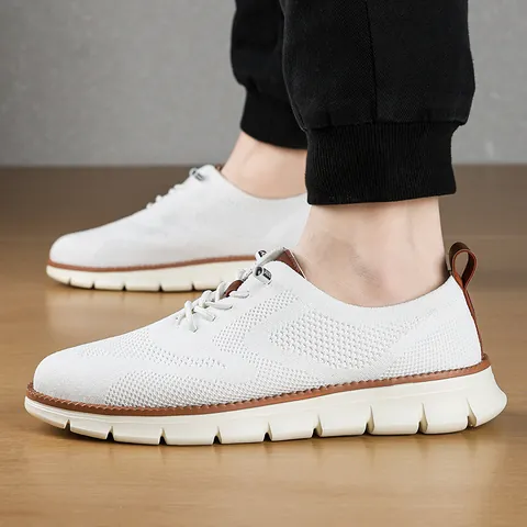 Baskets en Maille Respirante pour Hommes Style Britannique Chaussures de Course Décontractées Grande Taille Légères et Antidérapantes