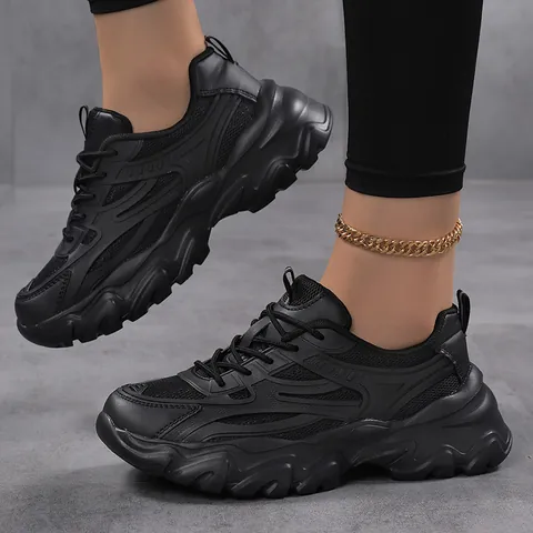 Baskets Chunky Décontractées pour Femmes en Maille Respirante Plateau Dad Shoes Semelle Épaisse Mode Baskets de Taille Augmentée