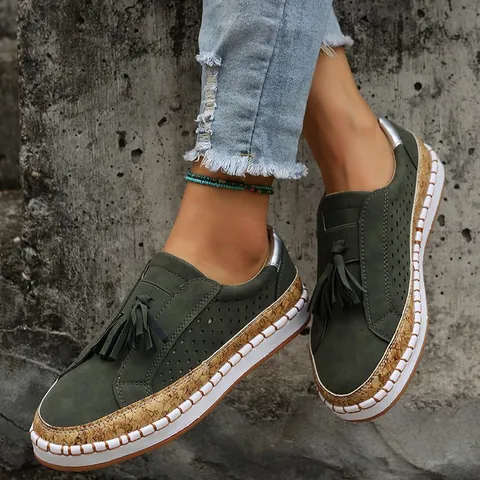 Mocassins Femme Décontractés à Enfiler Patchwork à Glands Bout Rond Confortables Perforés Chaussures de Marche à Semelle Souple