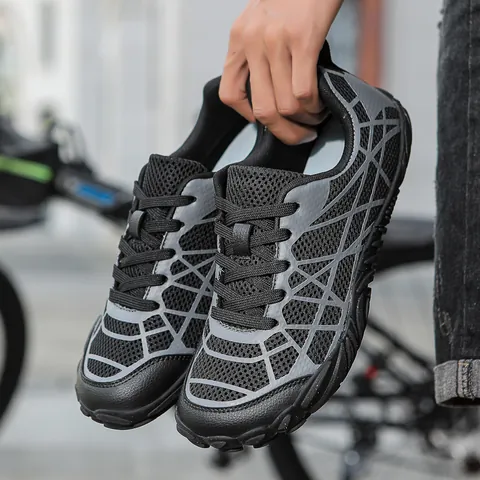 Wide Toe Barefoot Training Shoes For Men Breathable Flyknit Casual Outdoor Running Shoes Anti-Slip Rubber Sole Fitness Cycling Gym Sneakers