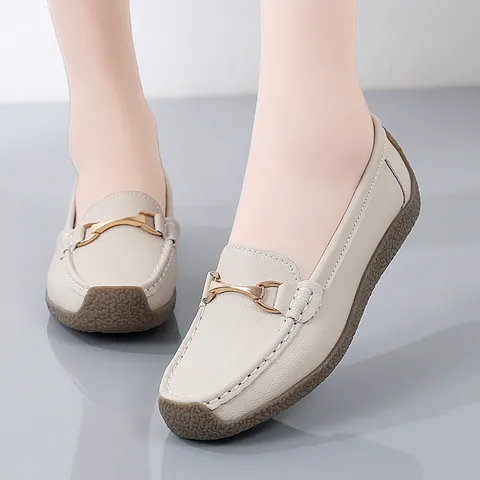 Women's Casual Loafers Slip-on Flats Comfortable Soft PU Leather Moccasins With Metal Horsebit Decor Anti-Slip Mamma Shoes