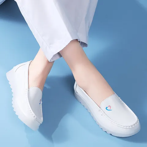 Women's Nursing Shoes Soft Sole Breathable Medical Work Shoes Thick Bottom Anti-slip Cowhide Leather Heart Embroidery White Shoes