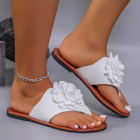 Sweet Flower Flat Sandals For Women Casual Beach Thong Sandals Comfortable White Outdoor Flip Flops