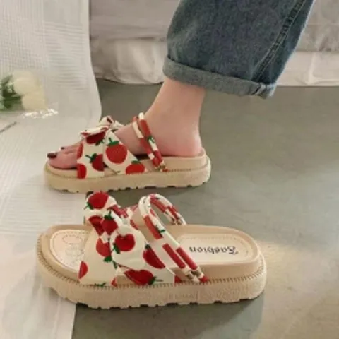 Women Summer Platform Sandals Two-Way Wear Thick Sole Beach Shoes Strawberry Pineapple Print Bow Decor Leisure Outdoor Slides