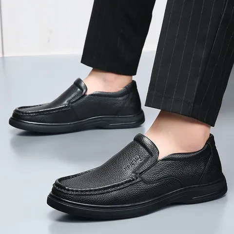 Mocassins en Cuir de Vachette Première Couche pour Hommes Chaussures Décontractées Respirantes Confortables à Enfiler Chaussures Plates Mode