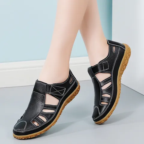 Damen Retro Rindsleder Sandalen Aushöhlen Atmungsaktiv Weiche Sohle Flache Freizeitschuhe Mit Klettverschluss