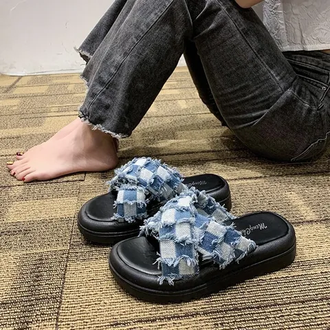 Women Canvas Plaid Crisscross Straps Slide Sandals Frayed Edges Platform Summer Casual Open Toe Outdoor Beach Slippers Shoes