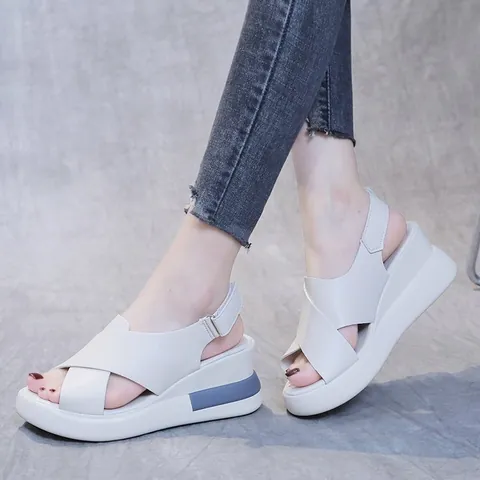 Women's Casual Platform Wedge Sandals PU Leather Peep Toe Cross Strap Summer Comfort Shoes For Outdoor Daily Beach Sandals