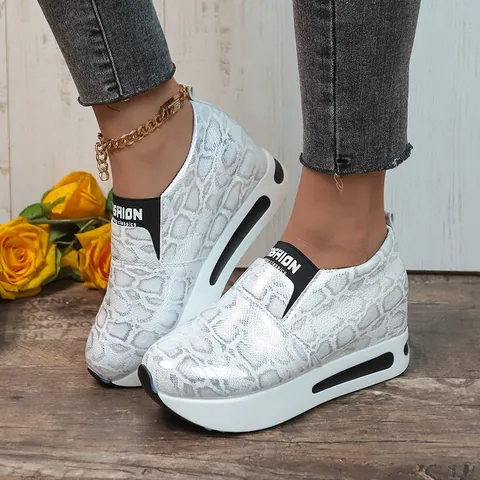 Women Casual Canvas Platform Sneakers Inner Heightening Slip On Sporty Shoes Metal Snake Crocodile Pattern Loafers