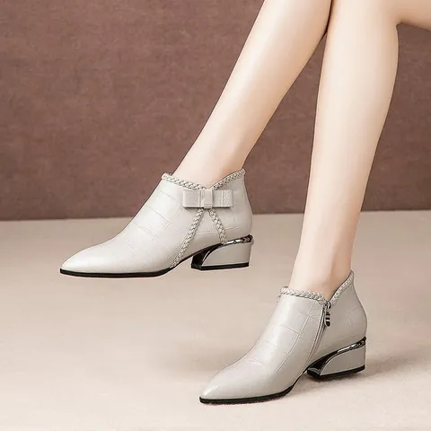 Women British Style Chelsea Boots Bow Decor Side Zipper Crocodile Embossed Faux Leather Mid Square Heel Short Ankle Boots