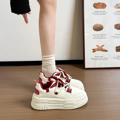 Women's Chunky Platform Dad Shoes Retro Round Toe Height Increasing Bread Shoes Casual Sporty Sneakers With Thick Laces