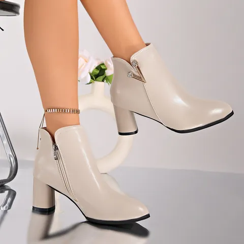 2025 Women Fashion PU Leather Rhinestone V-Buckle Ankle Boots Western Pointed Toe Chunky High Heel Side Zipper Knight Martin Boots