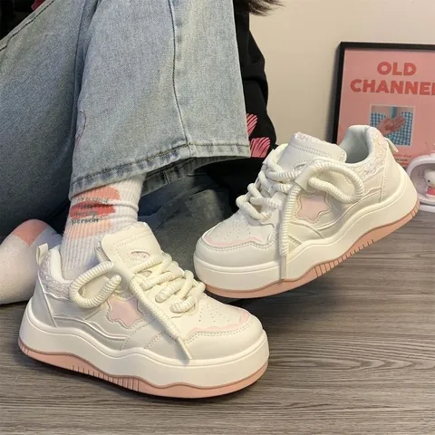 Women Platform Sneakers Heightening Star Pattern Board Shoes Chunky Rope Laces Synthetic Leather Rubber Sole Casual Shoes