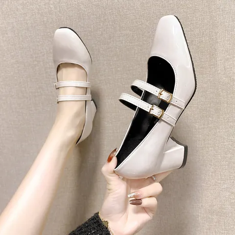 Chaussures Mary Jane Vintage en Cuir Verni pour Femmes Bout Carré Double Bride à Boucle Talon Bloc Escarpins Classiques