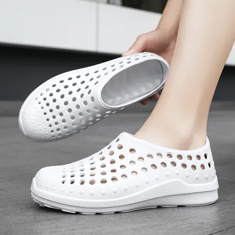 Lightweight EVA Breathable Clogs Men Women Summer Beach Sandals Non-Slip Soft Sole Casual Garden Shoes