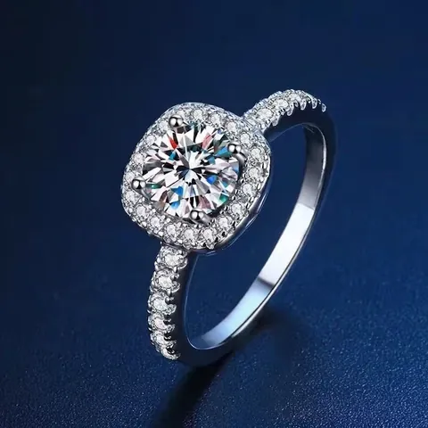 Princess Cut Square Halo Rhinestone Copper Ring For Women Classic Bridal Wedding Engagement Ring Silver Plated Jewelry Gift