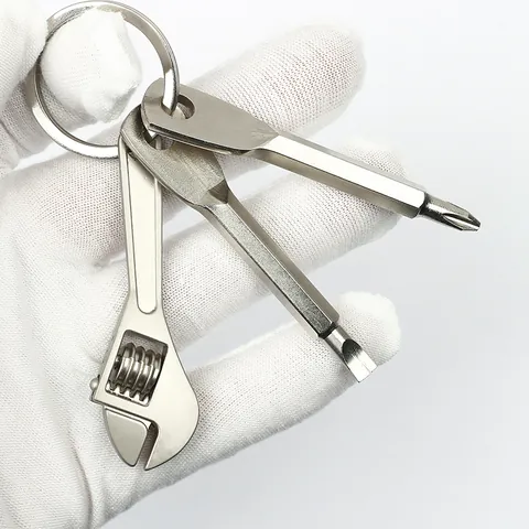 Mini Werkzeug Schlüsselanhänger Set Mit Schraubendreher Schlüssel Messschieber Kreative Metall Werkzeugkiste Geschenk Schlüsselanhänger Tragbare Hardware Gadget Schlüsselring