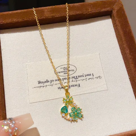 French Luxury 18k Gold Plated Copper Necklace Flower Pendant Zirconia Clavicle Chain Vintage Aesthetic Women Jewelry