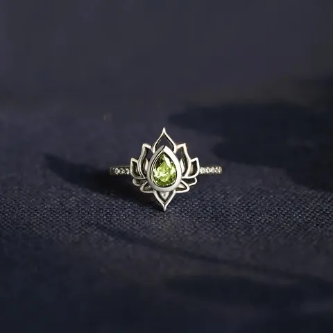 Vintage Lotus Copper Zirconia Adjustable Open Ring For Women Simple Fashion Water Drop Crystal Finger Ring Jewelry Gift