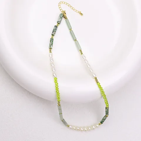 Collar de Perlas de Agua Dulce Naturales Empalme Verde Esmeralda Cristal Piedra Perlado Collar Lujo Ligero Elegante Joyería para Mujer
