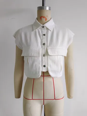 Women Sleeveless Cargo Vest Jacket Polo Neck Button Down Crop Top Solid Color Cotton Denim Look Shirt With Pockets