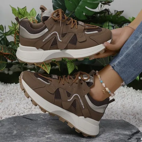 Chaussures Dad à Semelle Épaisse pour Femmes Mode Marron Patchwork Chunky Sneakers Respirantes Augmentant la Taille Lacets Casual Course Chaussures de Sport